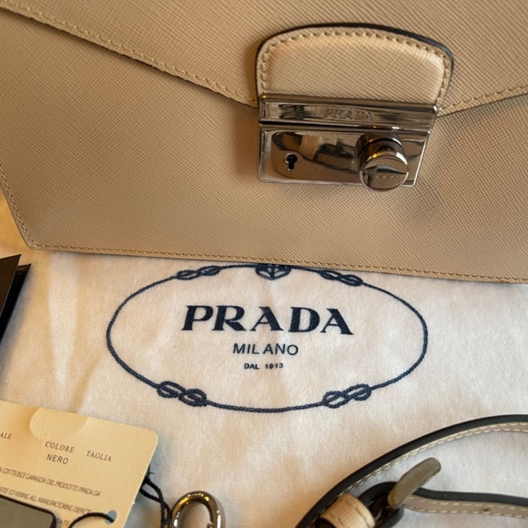 NWT Prada Multi Way Crossbody and Clutch and Satchel - Picture 5 of 11
